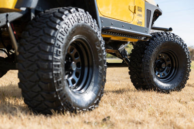 Rough Country Steel Wheel | Black | 17x9 | 6x5.5 | 4.25 Bore | -12