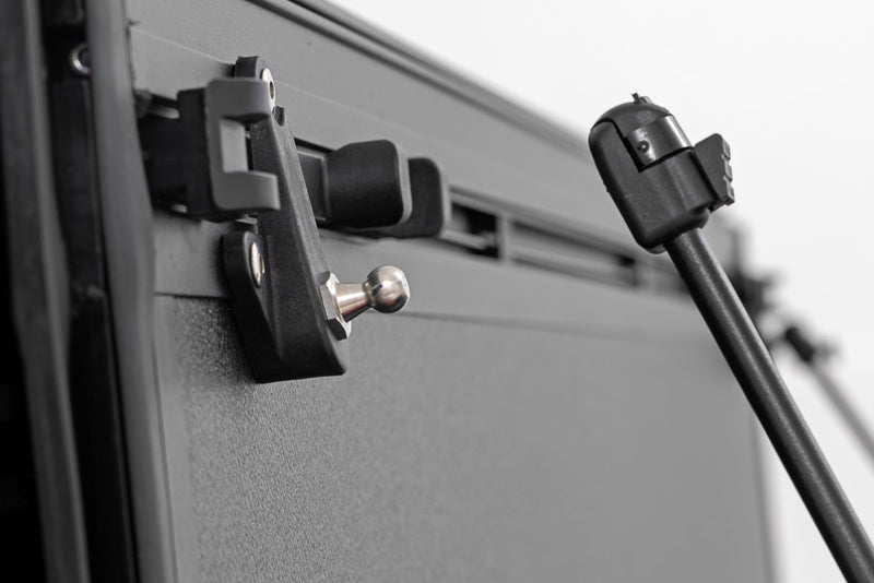 Hard Tri-Fold Flip Up Bed Cover | 5&