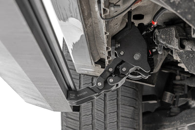 Rough Country Power Running Boards | Dual Electric Motor | Ford Expedition 2WD/4WD (18-25)