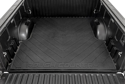 Bed Mat | 5'7" Bed | RC Logo | Toyota Tundra 2WD/4WD (2022-2025)