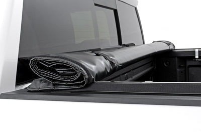 Soft Roll Up Bed Cover | 5'10" Bed | Chevy/GMC Sierra 1500 (19-26)/Silverado 1500 (19-26)