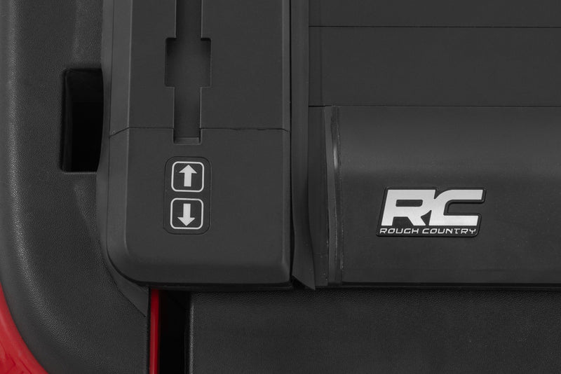 Rough Country Powered Retractable Bed Cover | 5&