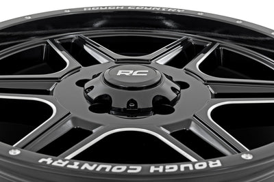 Rough Country 92 Series Wheel | Machined One-Piece | Gloss Black | 18x9 | 5x5 | +0mm