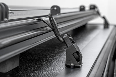 Hard Low Profile Bed Cover | 6'10" Bed | Ford F-250/F-350 Super Duty (17-26)