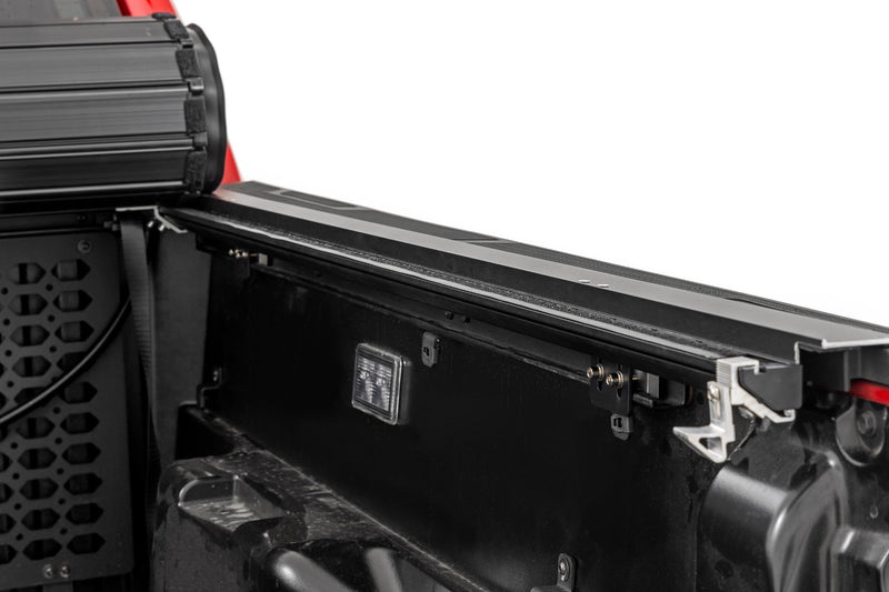 Hard Roll Up Bed Cover | 5&