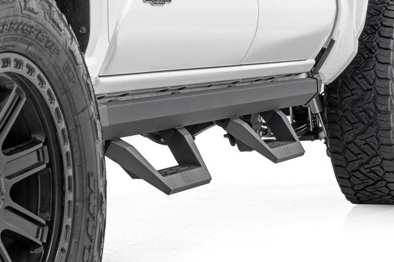 SRX2 Adjustable Aluminum Steps | Double Cab | Toyota Tacoma 2WD/4WD (24-25)
