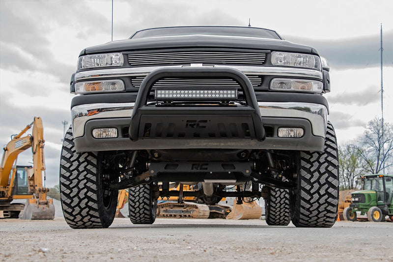 Black Bull Bar | Chevy/GMC Avalanche/Sierra 1500/Silverado 1500/Tahoe/Yukon (99-06 & Classic)