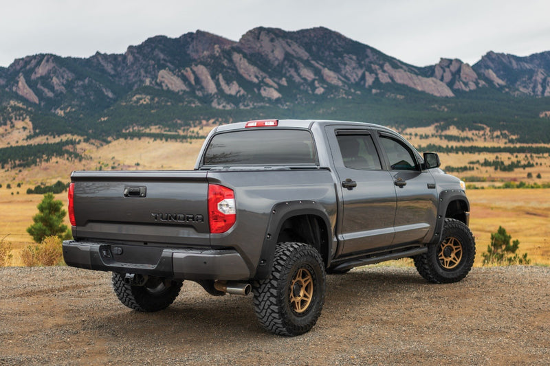 Rough Country Pocket Fender Flares | 6 & 8&