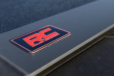 Hard Low Profile Bed Cover | 5' Bed | Chevy/GMC Canyon/Colorado (15-26)