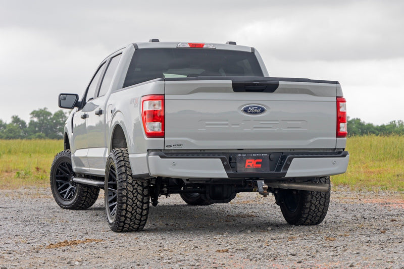 Rough Country OV2 Running Boards | Side Step Bars | Crew Cab | Ford F-150/Lightning/F-250/F-350 (15-25)