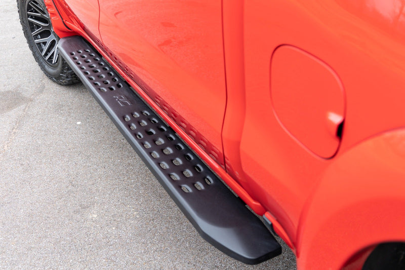 RPT2 Running Boards | Crew Cab | Black | Chevy/GMC 1500/2500HD/3500HD (19-26 & Refresh)