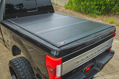 Hard Low Profile Bed Cover | 6'10" Bed | Ford F-250/F-350 Super Duty (17-26)