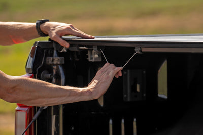 Hard Roll Up Bed Cover | 6'10" Bed | Ford F-250/F-350 Super Duty (17-26)