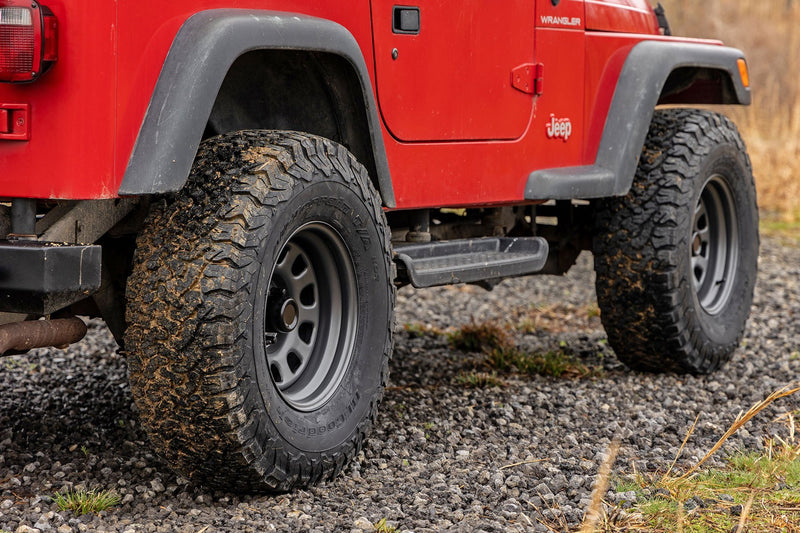Rough Country Steel Wheel | Gray | 17x9 | 6x5.5 | 4.25 Bore | -12